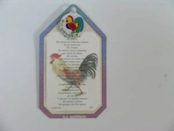 Lapel Pin - Round Rooster with Spanish De Colores Song